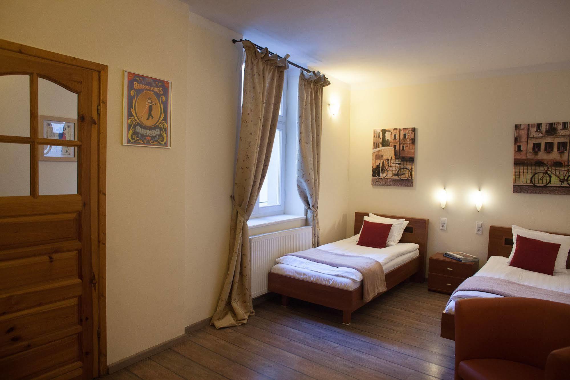 Tango House Bed & Breakfast Cracovia Exterior foto